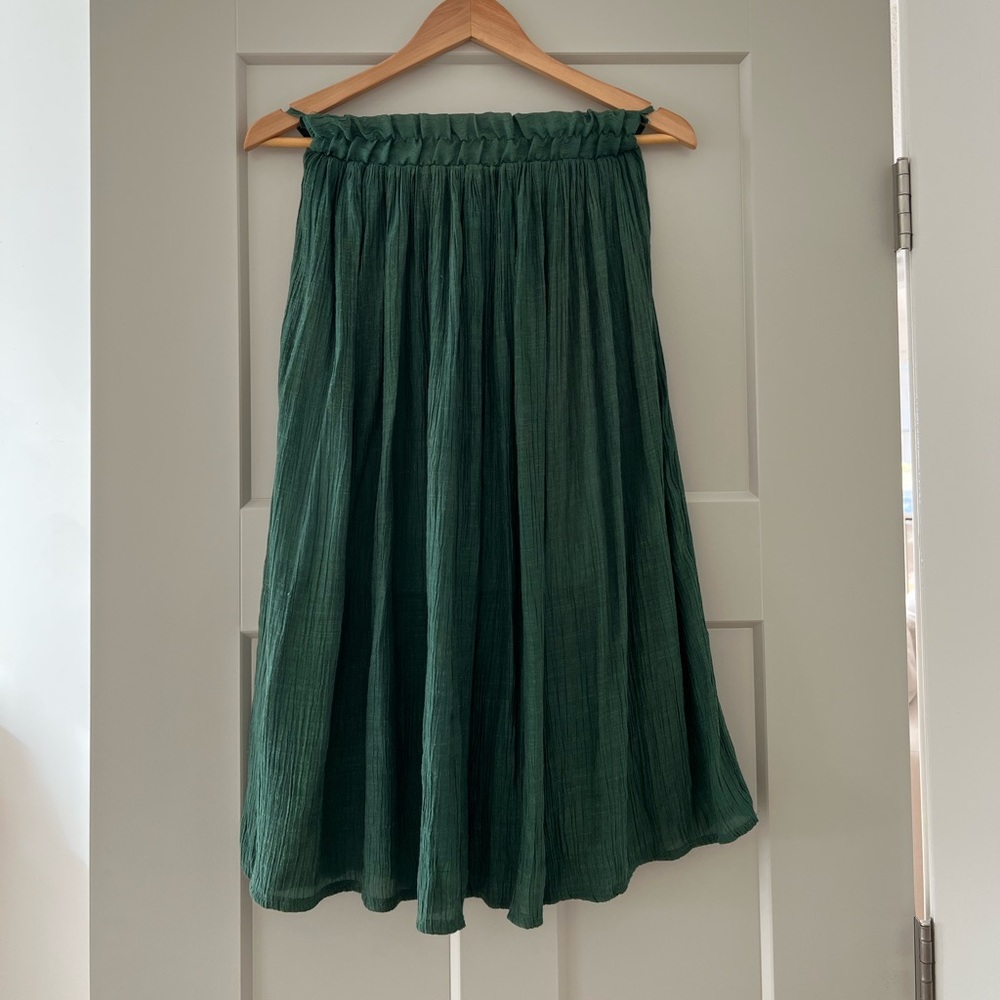 Green midi skirt